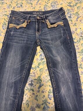 Grace in LA Medium Wash Jeans with Western Style Embroidered Pocket Trim - Blue